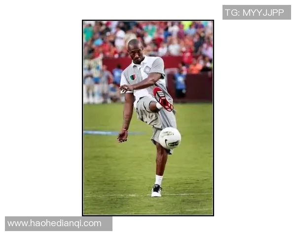 足球明星的烦恼与挑战：当荣耀背后隐藏着意想不到的痛苦